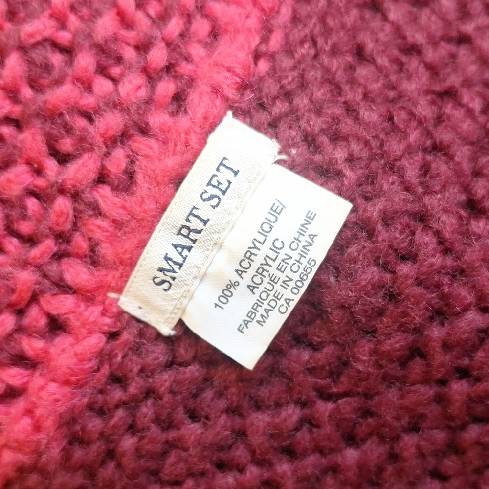Smart Set Deep Red Knit Scarf - Picture 4 of 4